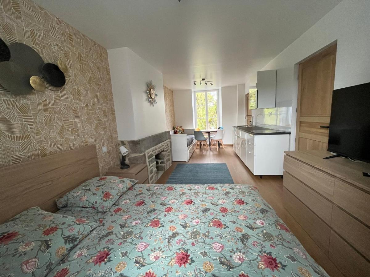 La Maison Des Amis En Normandie Pontfarcy ภายนอก รูปภาพ