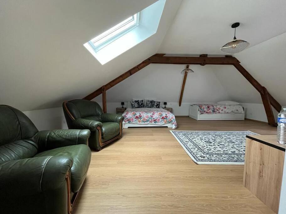 La Maison Des Amis En Normandie Pontfarcy ภายนอก รูปภาพ